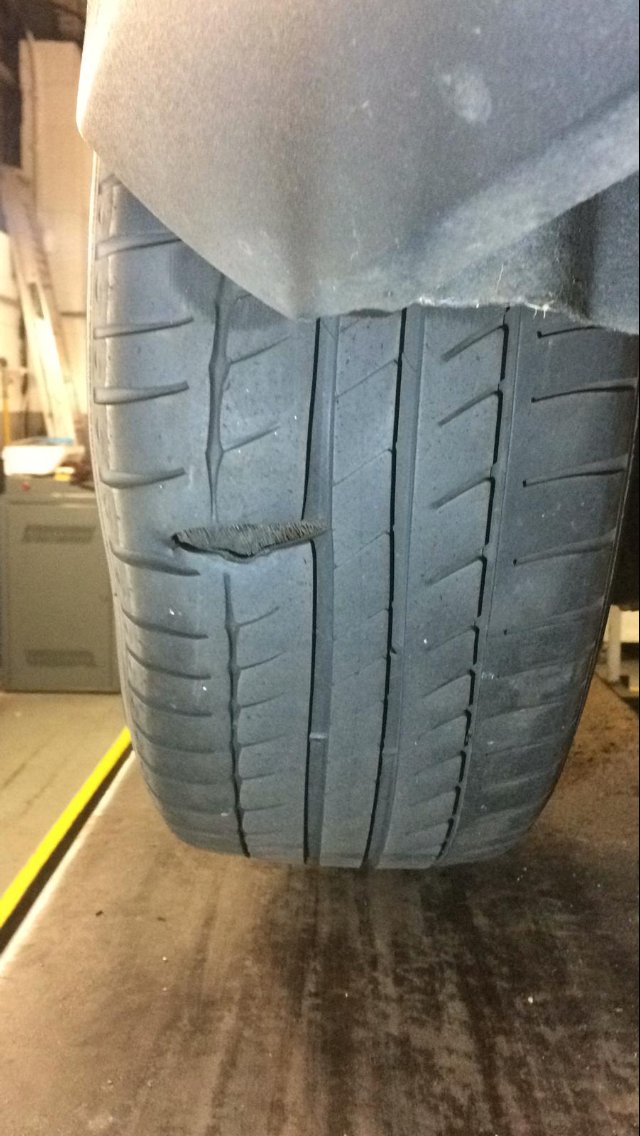 Issues with tyres often cause an MOT fail. 🛞 Regularly check your tyres for: 📏 At least 1.6mm of tread depth ✅ Correct tyre pressure on all wheels ✂️ Any cuts, bulges, or exposed wires 🔟 Are not older than 10 years Get your tyres replaced before your MOT if needed. 👩‍🔧
