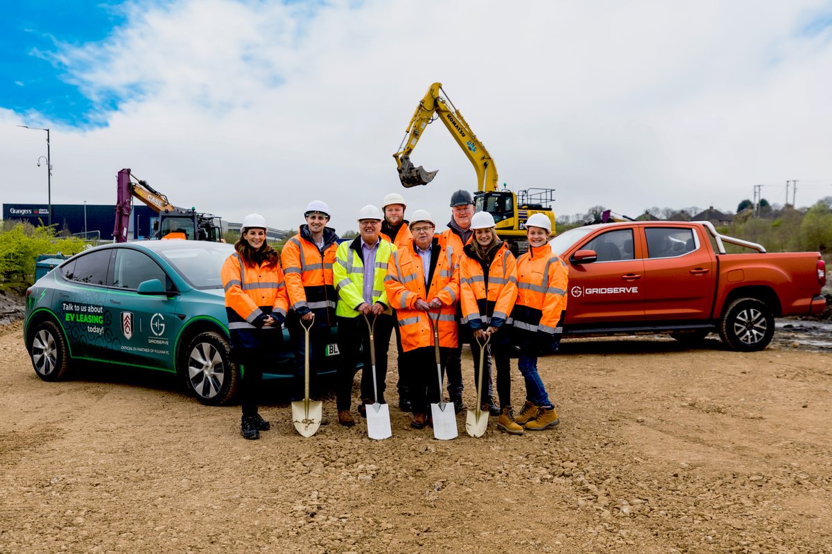 Markham Vale Business Park new developments  will bring many benefits. An Electric Forecourt® will bring high speed simultaneous charging for 30 electric cars - public welcome to use it. New trade park with the potential to create over 100 jobs. 
derbyshire.gov.uk/council/news-e…
