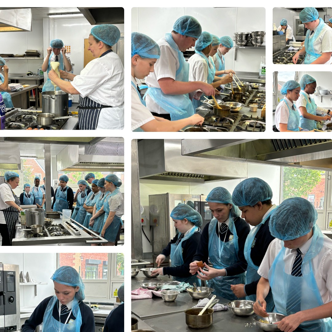 Thank you to @HughBairdCollege for hosting Year 10 this week. They found out about college life and #careers before making sticky toffee pudding in the kitchens. 😋👩‍🍳👨‍🍳 

Pupils were even rewarded with a fine dining experience in the @L20Restaurant!

#Hospitality #FutureChefs
