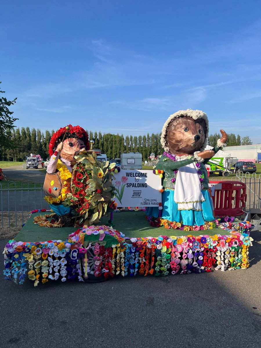Last Saturday, the market town of Spalding held it’s annual flower parade, and our local site team took part in this year’s parade. Our site sponsored the Chitty Chitty Bang Bang float and collected funds for ‘Little Miracles,’ a local charity. #makingeverydaytastebetter