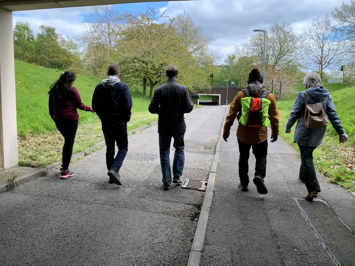 Are you joining us tomorrow for our #WellbeingWalk 👣🍃

🚶Led by a walk leader in partnership with @BracknellForest & @Sustrans for all ages & abilites, a 1.5 mile walk/ approx 30mins

📆 Weds 15th May📍 Farleymoor Lake 🕧 12:30pm
ℹ️ More info ➡️ buff.ly/3xYB8SO