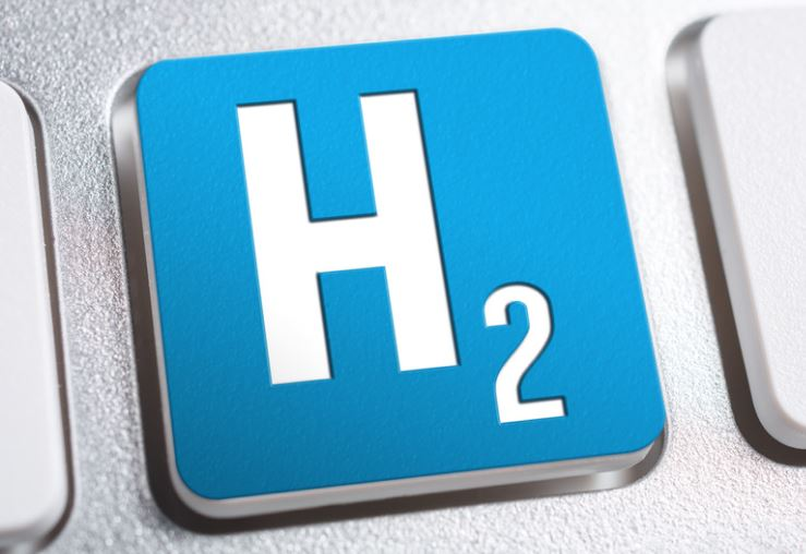 #Japan, the #UnitedStates , and #Canada have unveiled ambitious national #hydrogen strategies, signaling a significant shift towards #decarbonization. Canada’s Hydrogen Strategy emphasize domestic market growth and establishing a competitive export market. energynews.biz/evaluating-hyd…