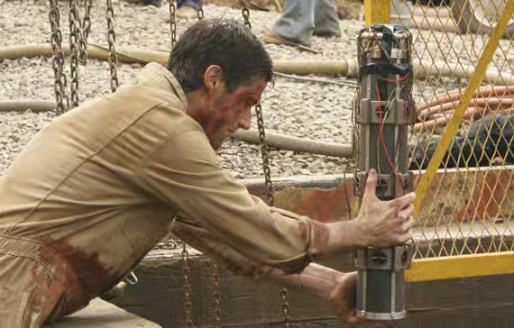 Přesně před 15 lety pustil Jack bombu... pořád nejlepší seriál ever. #Lost