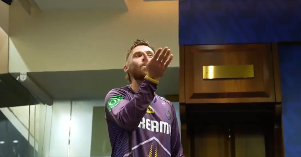 cric_flip's tweet photo. Phil Salt has left for the UK for International duties
#BCB #Cricket #T20WorldCup #RoyalChallengersBengaluru #AmiKKR #BabarAzam𓃵 #GujaratTitans #DCvsLSG #RCBvsCSK #RCBvCSK #sunilnarine #KorboLorboJeetbo #KnightArmy #anushkasharma #Anushka https://t.co/mVqXsTwmc5