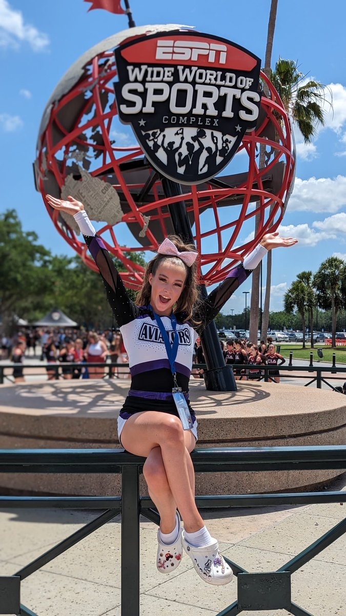 Congratulations to Daisy Taylor in Year 9 who competed in the Summit World Cheerleading Championships out in Florida at the start of this month. Daisy’s team finished fourth out of the 9 English teams and coming 40th overall. Well Done Daisy, a brilliant achievement!