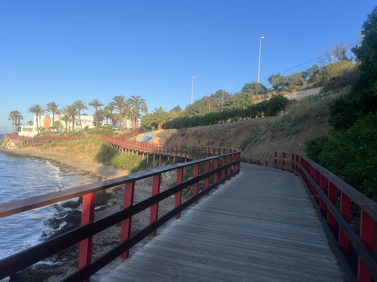 Holiday Run Day 5 to LaCala and back 💪🏃 #brooksrunning #mijas #morningrunroutine #beachrunning #fitnessmotivation #runningmotivation #stravarun