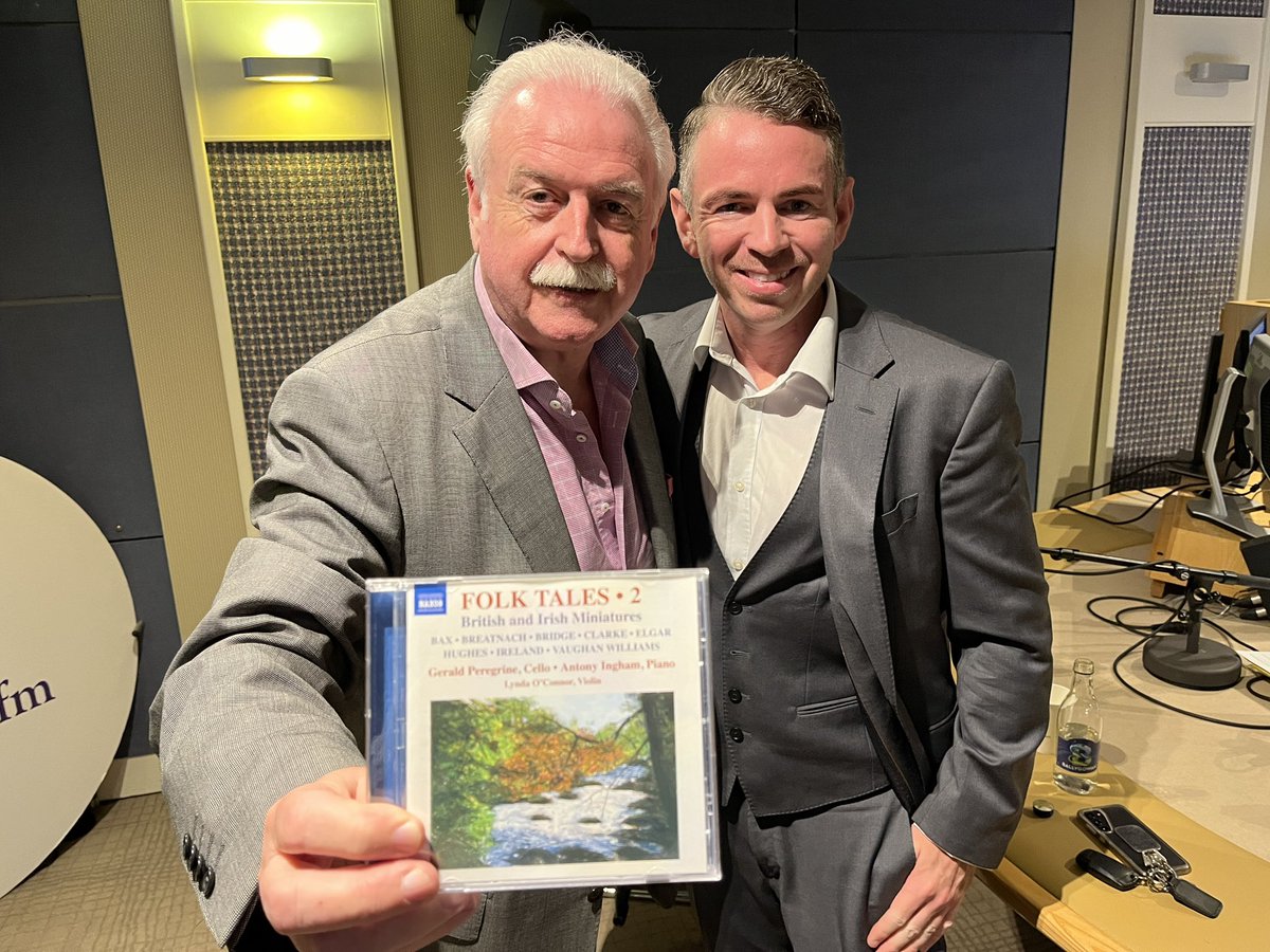 The very lovely @geraldperegrine joining me to talk about his new album for @naxosrecords Folk Tales Vol 2 recorded with Anthony Ingram and Lynda O’Connor