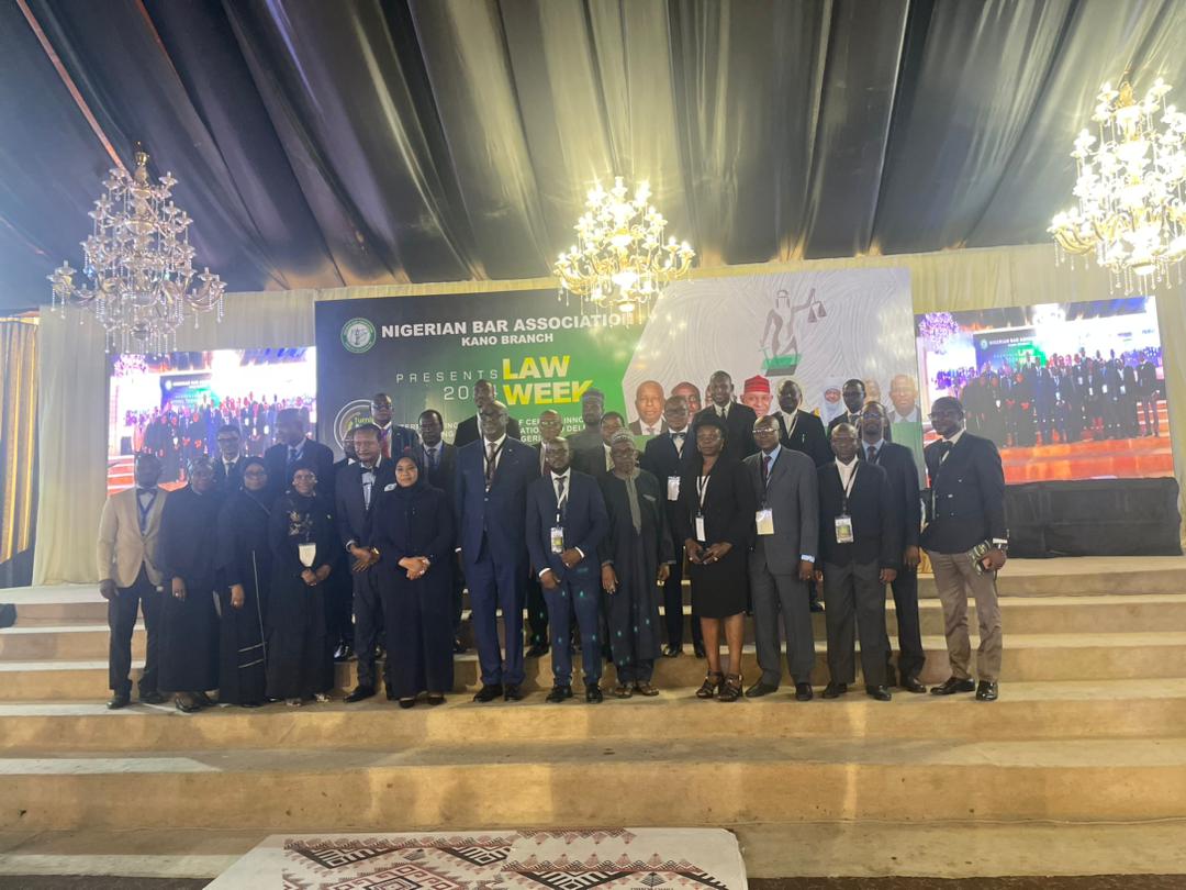 Members of the Nigerian Bar Association, Kano Branch receive the golden boy, Mazi Afam Osigwe, SAN @afamosigwe as he joins them at the opening ceremony of the 2024 Law Week of the branch.