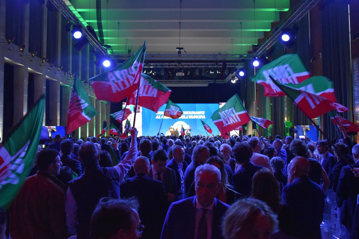 Il voto a @forza_italia è un voto utile per l’Italia, per renderla protagonista e contare di più in #Europa. In questa campagna elettorale portiamo avanti con convinzione le nostre idee, i nostri valori, la nostra concretezza. Con @Antonio_Tajani siamo tutti candidati.
