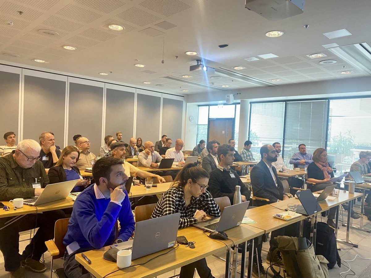 Yesterday we had #PAREMPI project's Policy Recommendations Workshop on Transport Emissions!   

Hosted by <a href="/VTTFinland/">VTT</a> , <a href="/meteorologit/">Ilmatieteen laitos</a> &amp; <a href="/Magellan_Circle/">Magellan Circle</a>, with 70+ attendees.  

Insightful talks by sister projects, Finland's Ministry of Transport, &amp; industry representatives 🌬️📷🚗