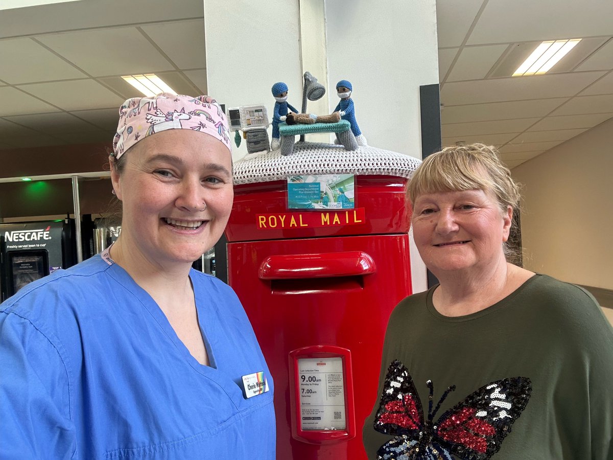 Happy #ODPDay to our Operating Department Practitioners from all at Mid Yorkshire Teaching NHS Trust! Thank you for all your hard work, you are amazing! To celebrate apprentice ODP Cherie's mum crocheted this amazing ODP Day themed post box topper on display at Pinderfields. 👏🎉