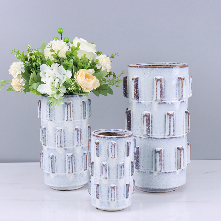 JiweiLuyu's tweet photo. 🌿 Introducing our latest innovation in home and garden decor - the Special Shape Indoor &amp; Outdoor Decoration Ceramic Planter &amp; Vase! 🏡🌼
Our advantage lies in offering the best quality at competitive prices, with a delivery time of 45-60 days after receiving the deposit. https://t.co/gDG3T0HjU6