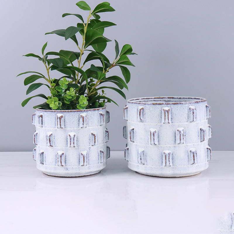 JiweiLuyu's tweet photo. 🌿 Introducing our latest innovation in home and garden decor - the Special Shape Indoor &amp; Outdoor Decoration Ceramic Planter &amp; Vase! 🏡🌼
Our advantage lies in offering the best quality at competitive prices, with a delivery time of 45-60 days after receiving the deposit. https://t.co/gDG3T0HjU6