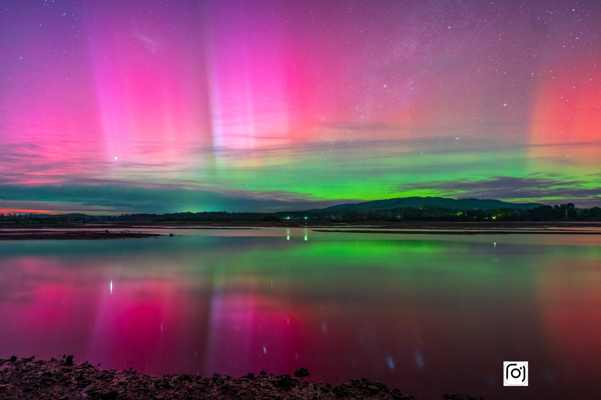 In the news: Recent aurorae result from an extreme geomagnetic storm produced by the Sun, with potentially disruptions from stress on power grids from induced currents in power lines, with possible impacts on communication and satellite operations. ➡️ ow.ly/jeEO50RFmXq