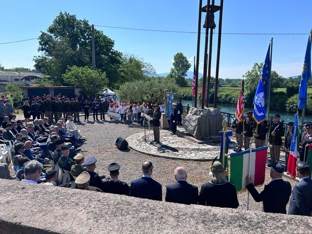 #HappeningNow - #USAREURAF's Chief of Staff/Deputy Commanding General for Army National Guard Maj. Gen. Mike Wickman, attends and makes remarks at a commemoration of the 80th anniversary of the Battle of Monte Cassino, also known as the Battle for Rome. #LestWeForget