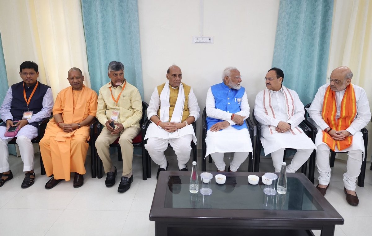 I am honoured by the presence of our valued NDA allies in Kashi today. Our alliance represents a commitment to national progress and fulfilling regional aspirations. We will work together for the progress of India in the years to come.