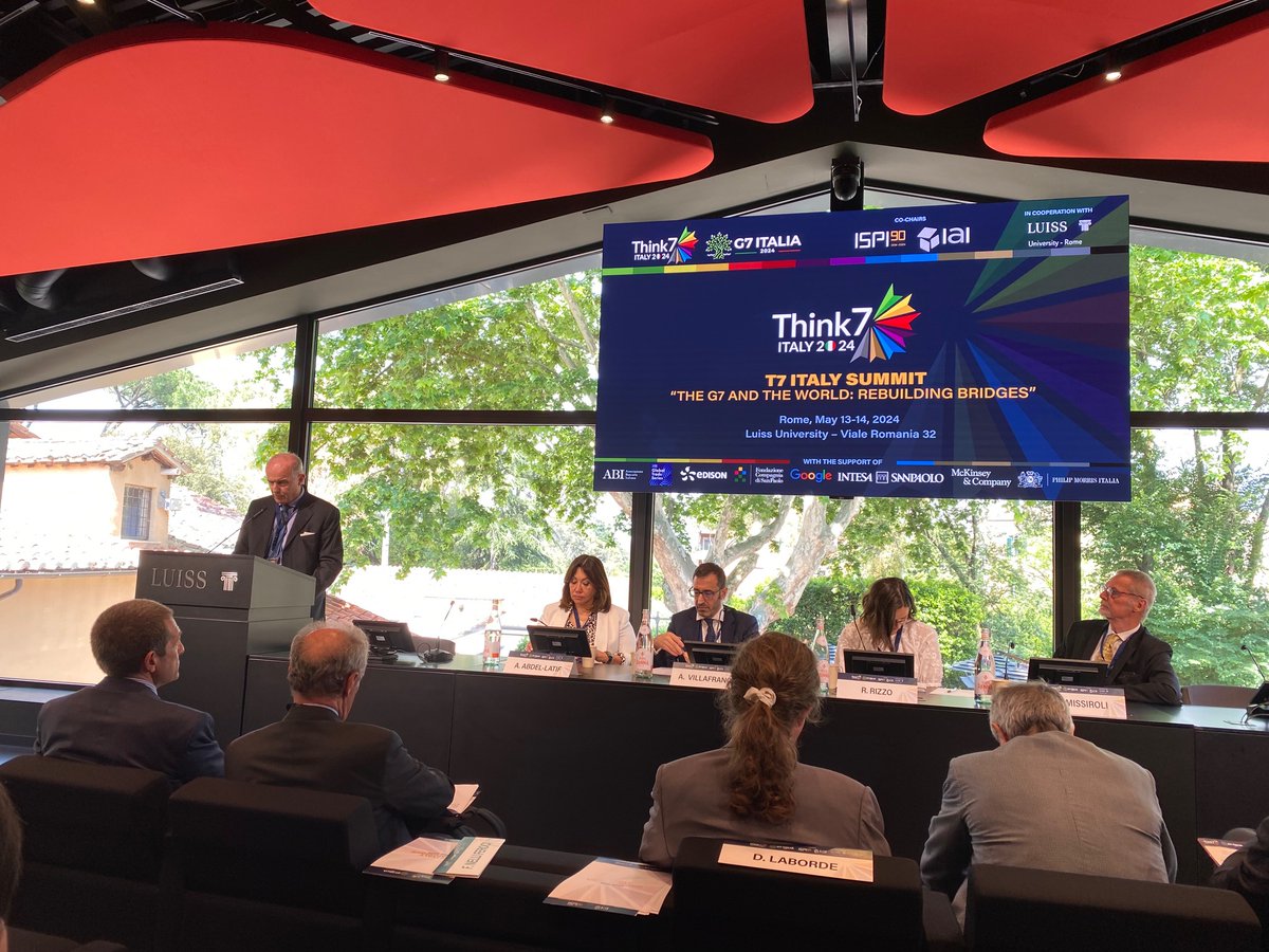 🇮🇹 Live from the #Think7 Summit in Rome: in 30 minutes, our Managing Partner and resident public finance-expert @KastropC will dive into the panel  'Rebuilding Bridges: Are Trade Wars Inevitable?' with Sait Akman, @Altomonte_C, Rose Ngugi, @Aligarciaherrer & @francobruni7