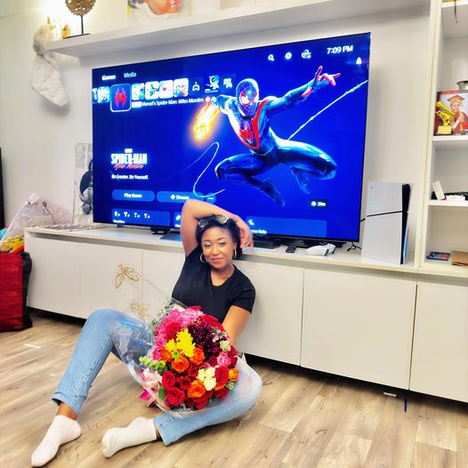 Betty Kyalo's mysterious man for sure treated our girl  on Mother's Day!.
'He got me 77 inches and flowers. Happy Mother's Day to me.' read her post
#Bettykyallo
#atksocial #atktrends #atkliveyourdreams #atkcelebrityculture