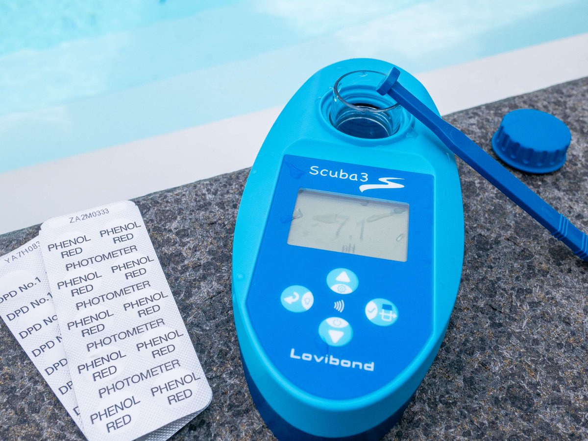 poolandspascene's tweet image. The #Lovibond® #Scuba3s electronic #pooltester combines speed, versatility, and ease of use. It allows you to wirelessly transfer your pool data to your smartphone via NFC, and access it anytime, anywhere on the #PoolAssistant app.

poolandspascene.com/marketplace/su…
#poolandspascene