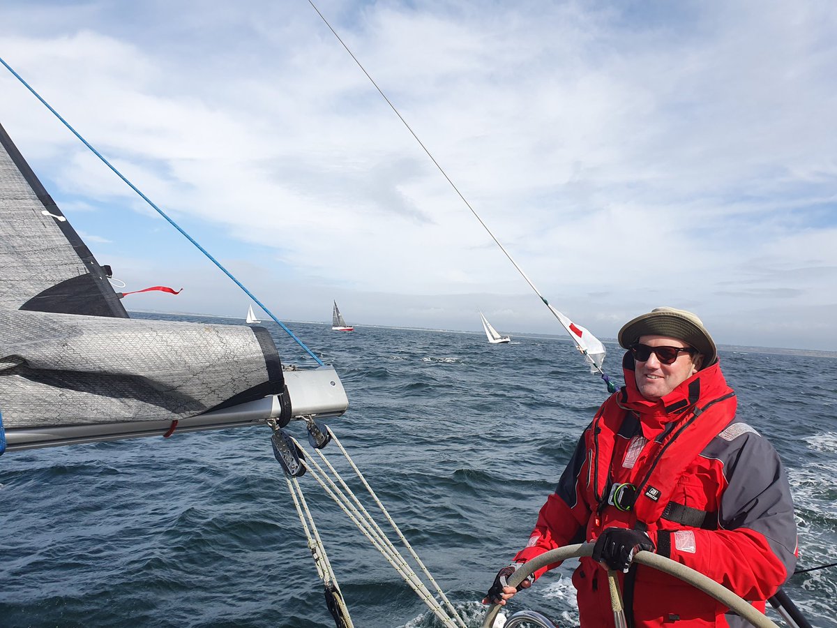 Sun's out, breeze is up! Refreshing after yesterday's rain. Heading down to Poole on race 2 of the Army Offshore Regatta #champagnesailing