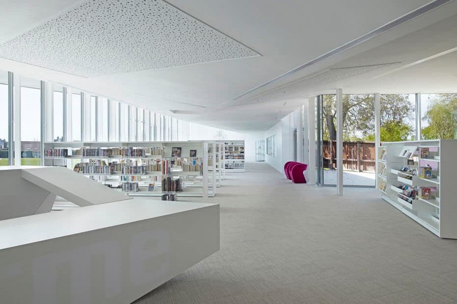 DISCOVER THE LAST PUBLIC OASIS - 'In a world where money or status often limits access, one place stands apart as a true sanctuary for everyone: the public library' #libraries #librarydesign #designinglibraries linkedin.com/pulse/discover… via @rmounsor call Richard @designconceptuk