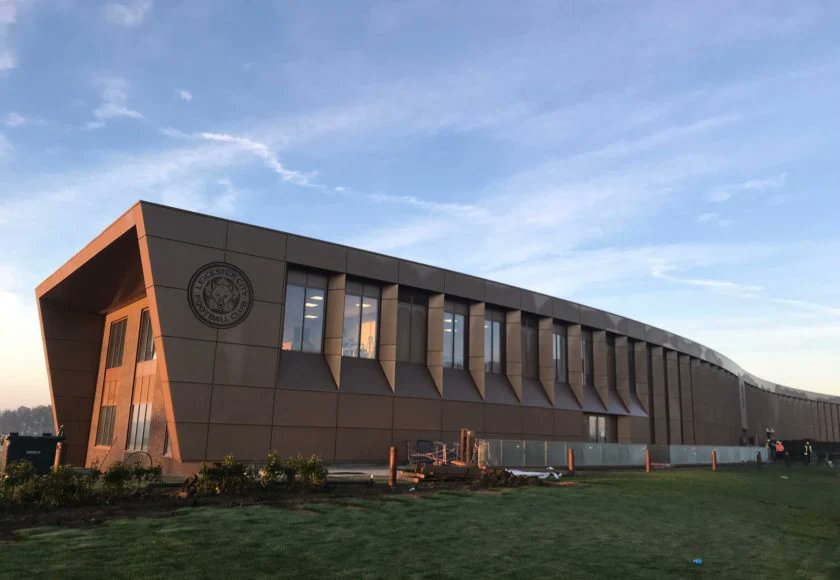 ADButterworth's tweet image. In conjunction with @LCFC, a brand new fully funded PhD in AI &amp;amp; tracking data⚽️🤓

Embedded day-to-day within a world-class practitioner environment &amp;amp; supervised by myself, @dbanalysis &amp;amp; Prof. Baihua Li. 

Details &amp;amp; application via the link below 🤓⚽️

lboro.ac.uk/study/postgrad…