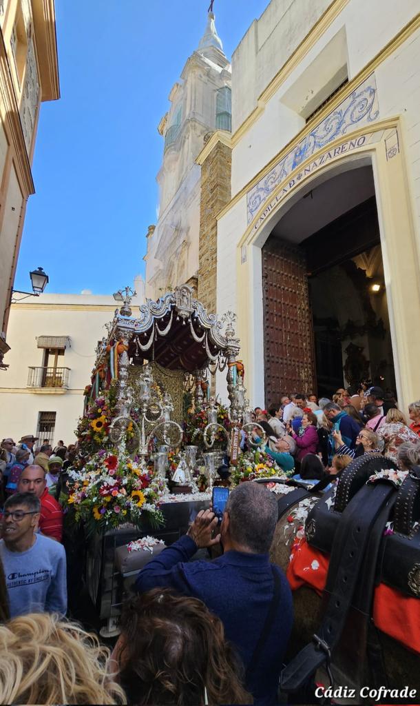 🔵 La Hermandad del Rocío inicia su peregrinación. @HdadRocioCadiz #CádizCofrade #Cádiz #CadizCofrade #Cadiz #GloriasdeCádiz