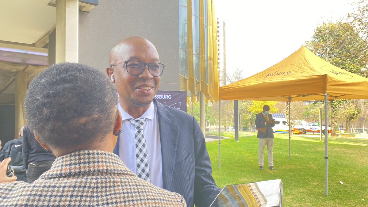 DadaMorero's tweet image. Dumelang Badudi ba Jozi

Today is the day, let&apos;s meet at the Constance Bapela Chamber as I deliver the  @CityofJoburgZA 2024/25 Budget Speech.

📌Constance Bapela Council

#JoburgBudget2024
#Joburgatwork
#makingtheimpossiblepossible