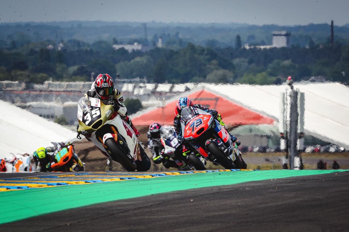 The #FrenchGP🇫🇷 in 4 pics 📷 Tell us your fav! 👇 #Moto2 #Moto3