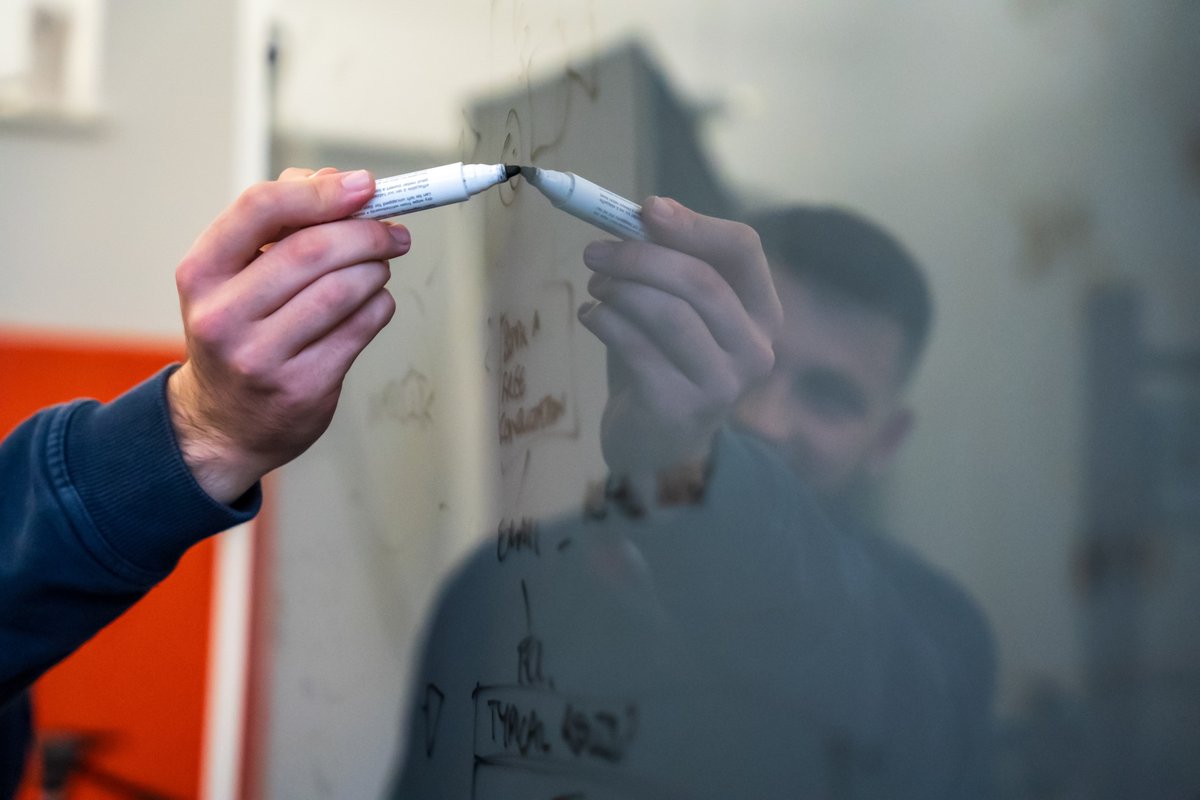 TOP 3 skills employers are looking for in graduates…. 

🔸Keen to learn and proactively seeking opportunities to develop. 
🔸Able to problem solve and effectively manage conflicting priorities. 
🔸 Adaptable and willing to take on any task that’s thrown at you. 

#GraduateJobs