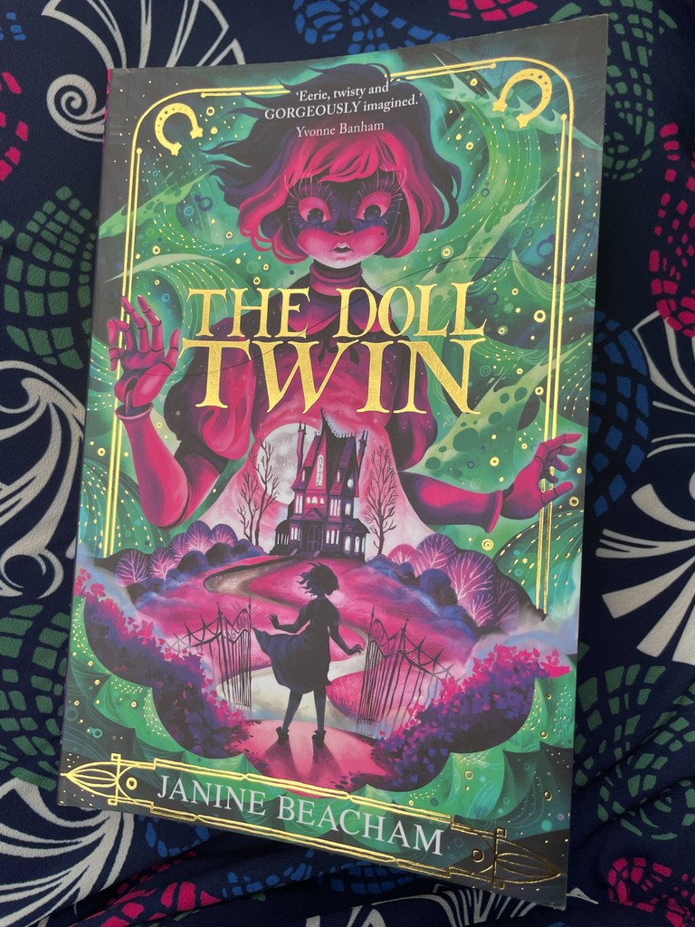 'An endearingly quirky orphan. An eerie automaton. The mystery of a deceased dollmaker — this has all the hallmarks of a creepy classic.' @JoanneOwen, Expert Reviewer The Doll Twin (11+) by @BeachamJanine @FireflyPress Read our review and find out more: l8r.it/lOva