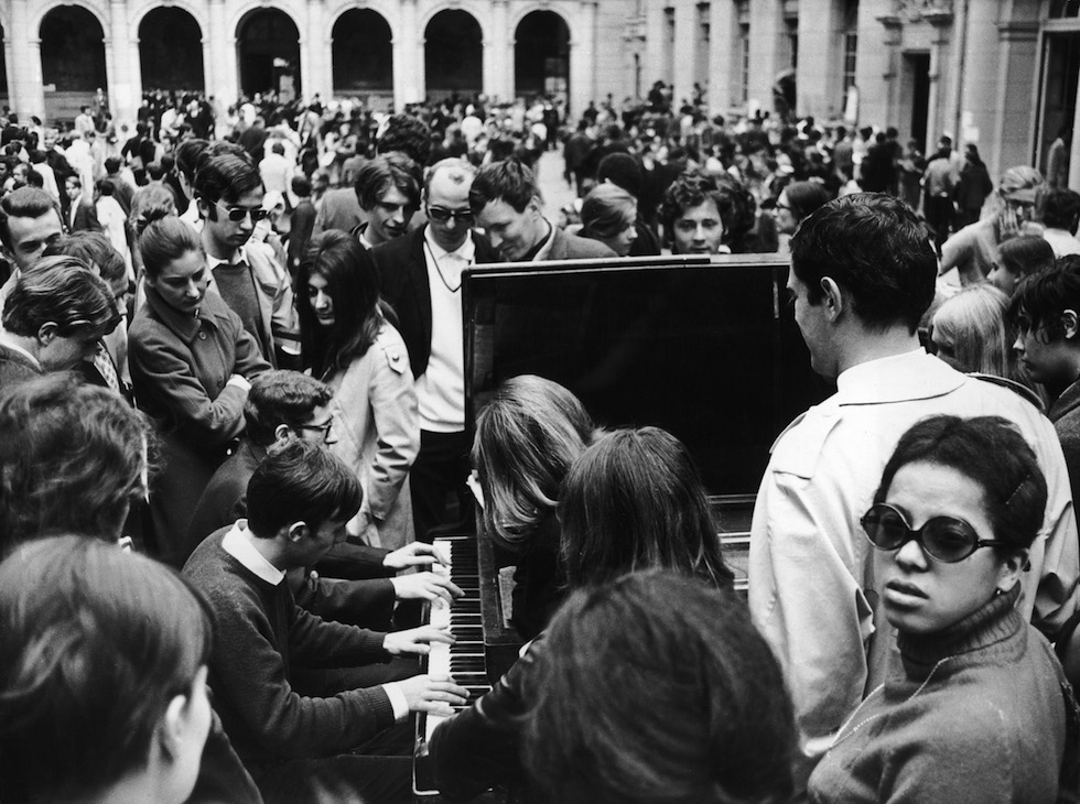 14 maggio 1968 Parigi: gli studenti occupano la Sorbona #maggiofrancese @Sorbonne_Univ_