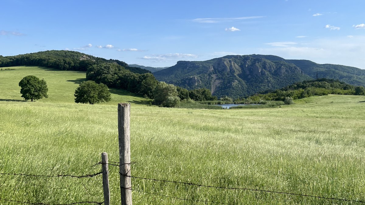 Joko's tweet image. How can you not be awestruck by these views??? 9/13