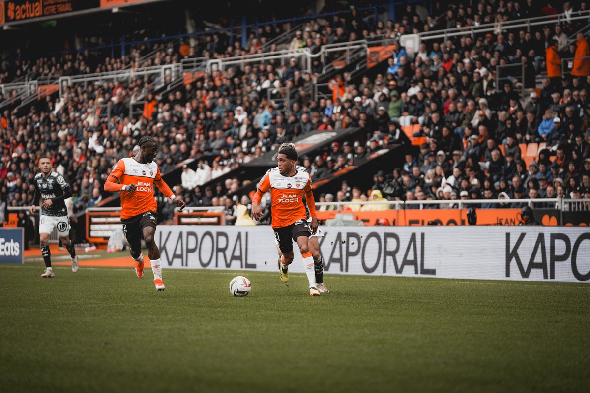 Fransa'da Lorient'in düşmesiyle dehşet asetler kelepir fiyata çekilebilir sanki, 2001 doğumlu Senegalli stoper Formose Mendy, 22 yaşın altında 2 kenar bek Panos Katseris ve Darlin Yongwa, göbekte 2000'li Julien Ponceau + JV Makengo ve santrforlar Mohamed Bamba'yla Tosin Aiyegun..