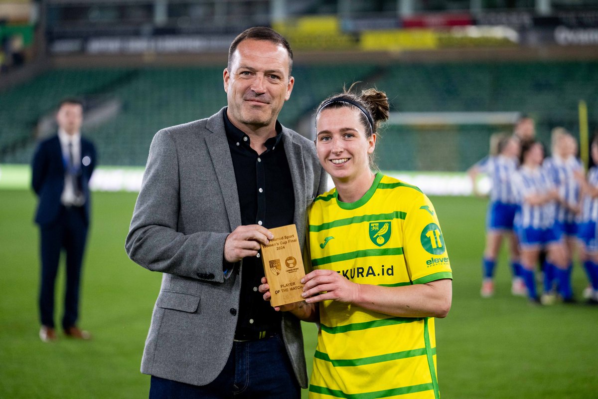 Your @HarrodSport Women's Cup final Player of the Match 🤝 What a performance from Smithy 👏