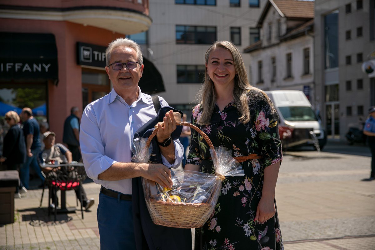 Prijedor, B&H: #People2People event Festival of Fruit Brandies and Healthy Food included promotion of traditional gastronomic specialties and fruit drinks, lectures by experts on the distillation process, interactive workshops, and a cultural program. #seeruralbalkans