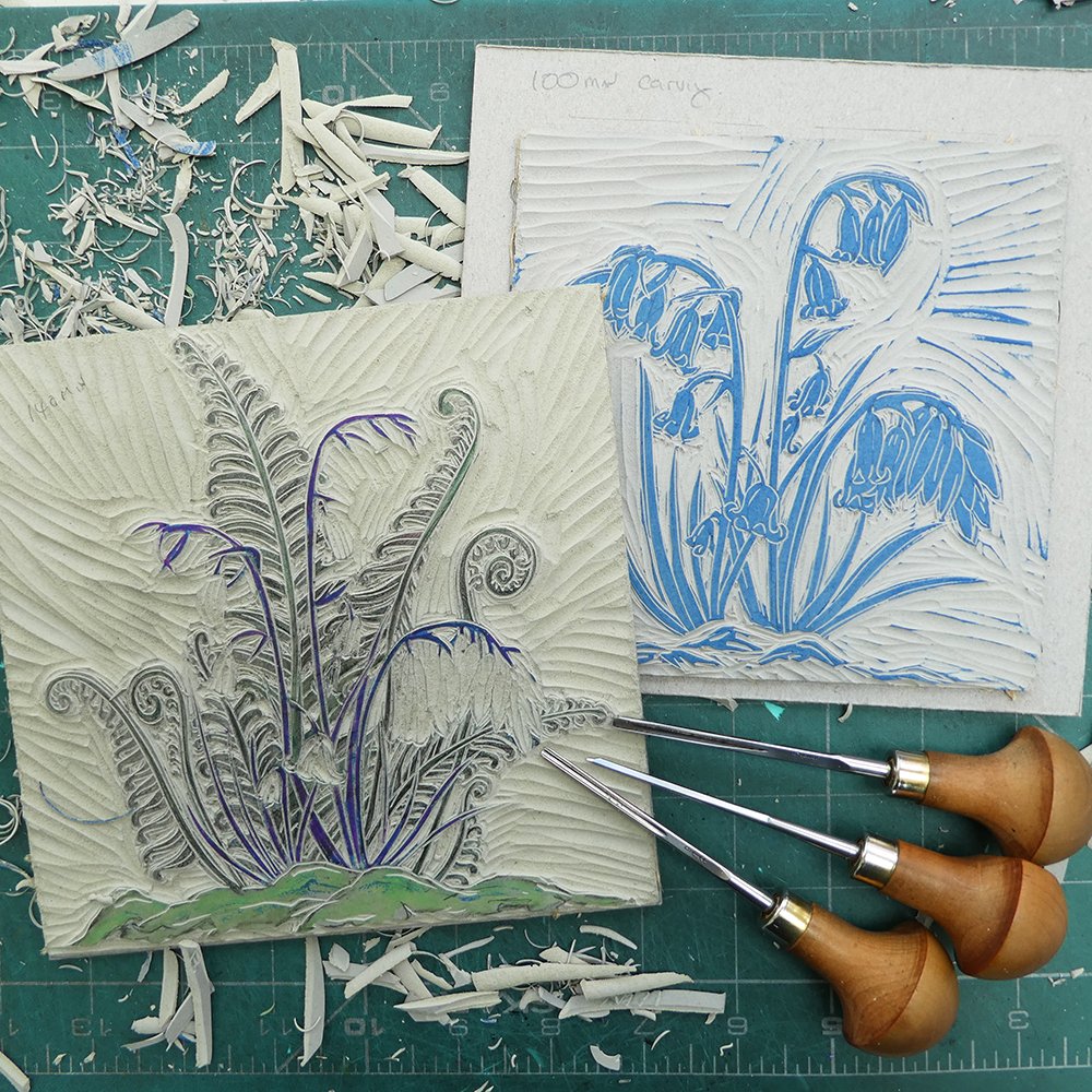 The two lino blocks for my bluebell #linocut print. 240 minutes of carving! The theory is that printing the bluebell colour on top of the fern colour will give me a third tone for the stems.

#bluebells #bluebellart #linoprint #woodlandwalks #printmaking #woodland #botanicalart