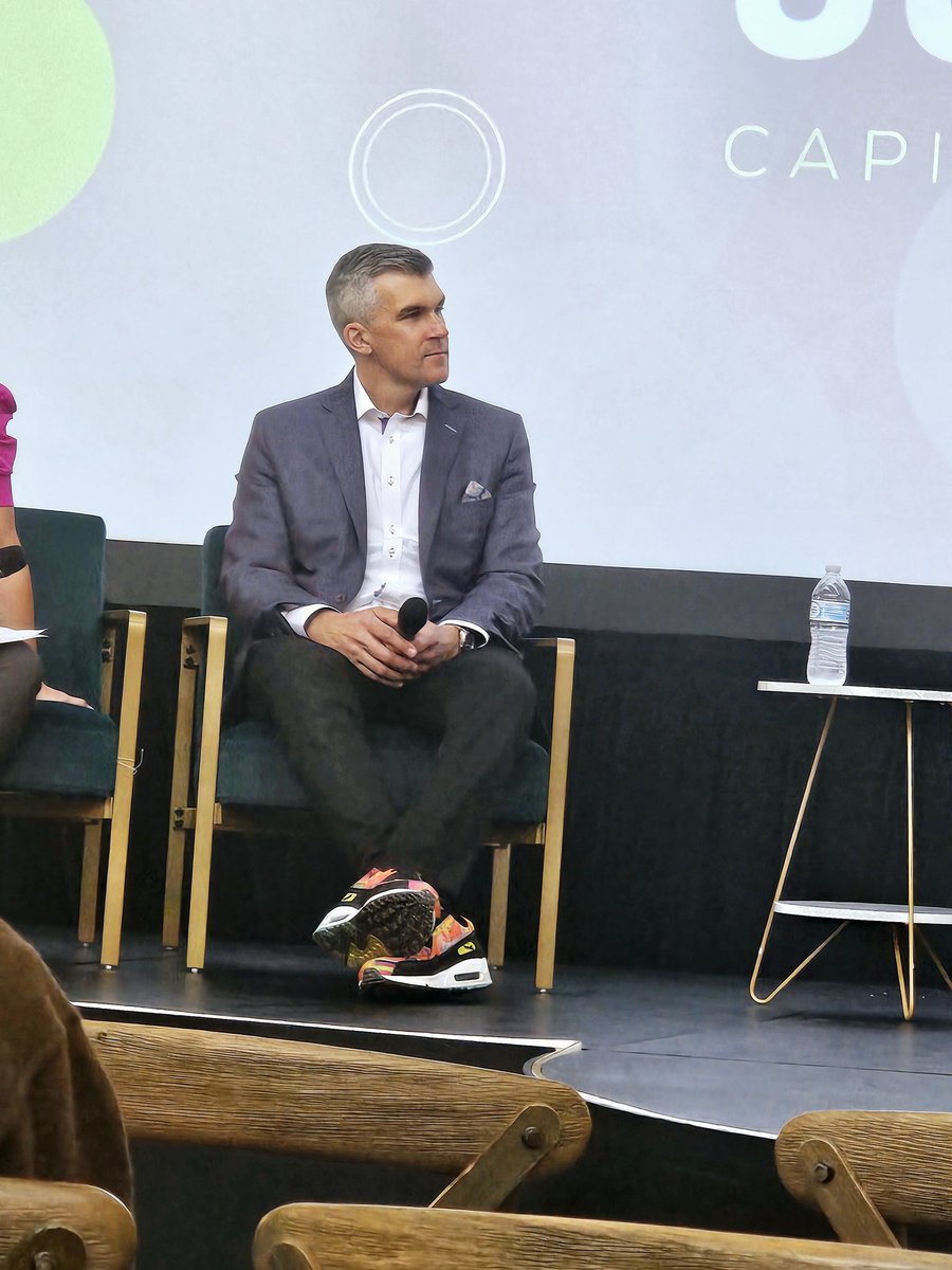 ericfransen's tweet image. @mark_flick2 nice shoe game at @InnovateCLT #cltstartup #DEVYN