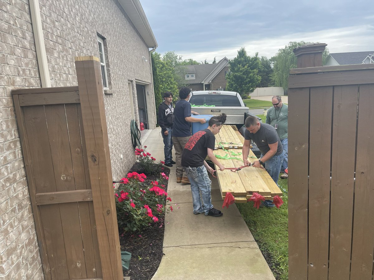 Students in Mr. Pitts’ construction class provided amazing service to the community while gaining real-world experience as they built a ramp for a local middle school student. Thanks to @Lowes for supplying materials at cost. #onlyoneSHS