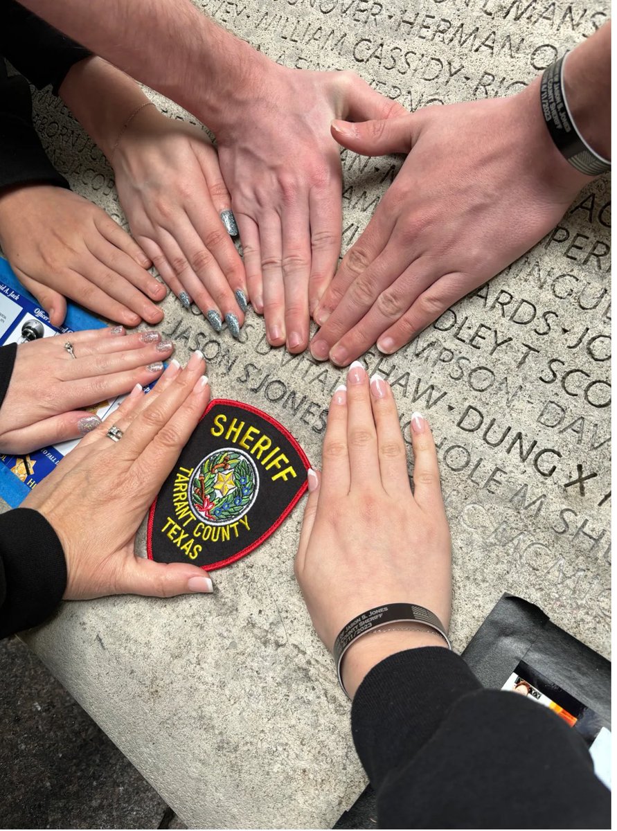 The widow and six surviving children of Jason Jones are in DC for #PoliceWeek to honor his 29+ years in service. Jason and his wife fought hard to obtain ivermctin at Texas Huguley Hospital but despite a legal battle, he was denied and ultimately died. @emilymiller gives an