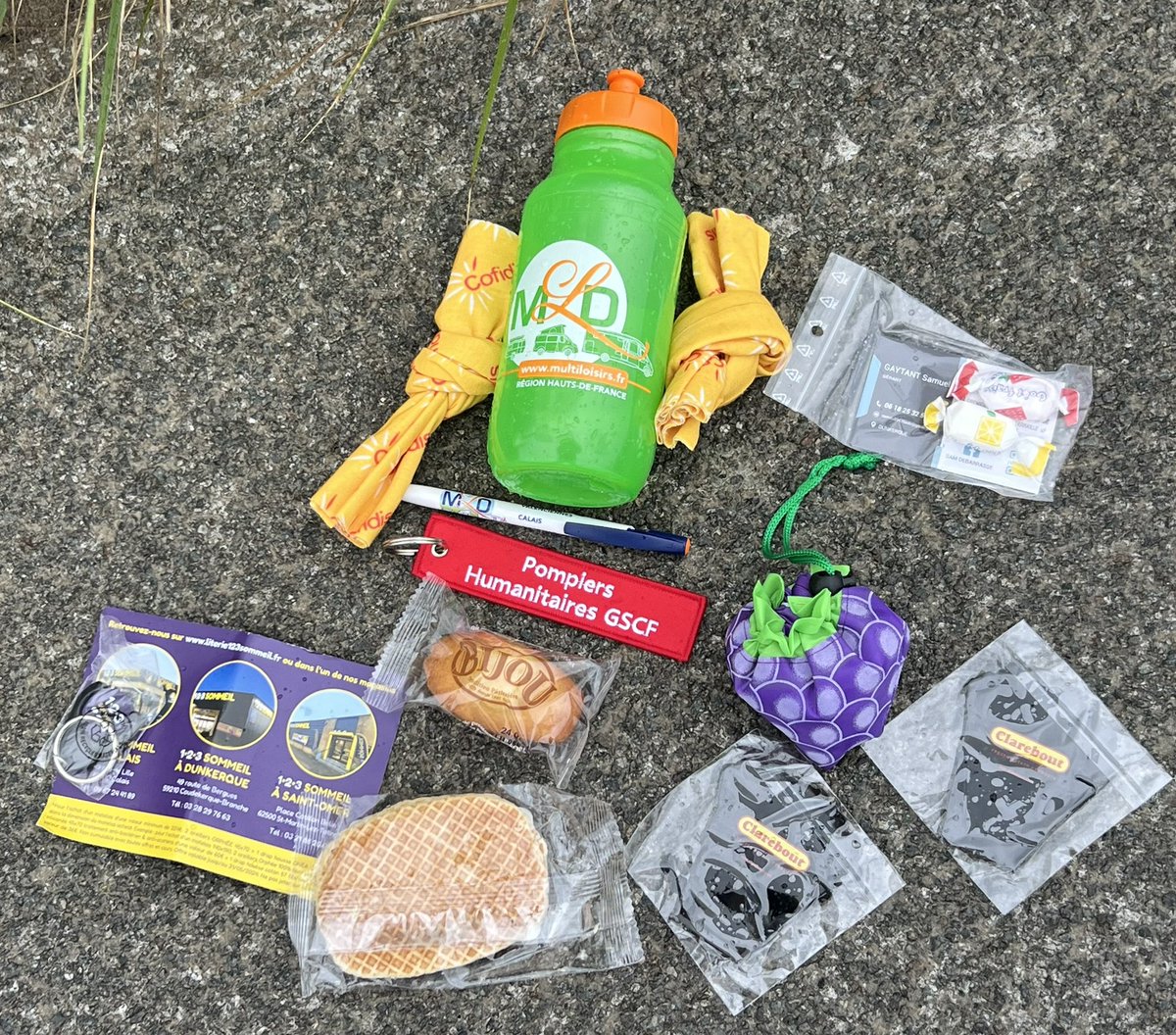 En attendant les coureurs des <a href="/4JDDunkerque/">4 Jours de Dunkerque - GP des Hauts-de-France</a> , la caravane vient d’arriver au Touquet 
Merci aux sponsors 👌🎁