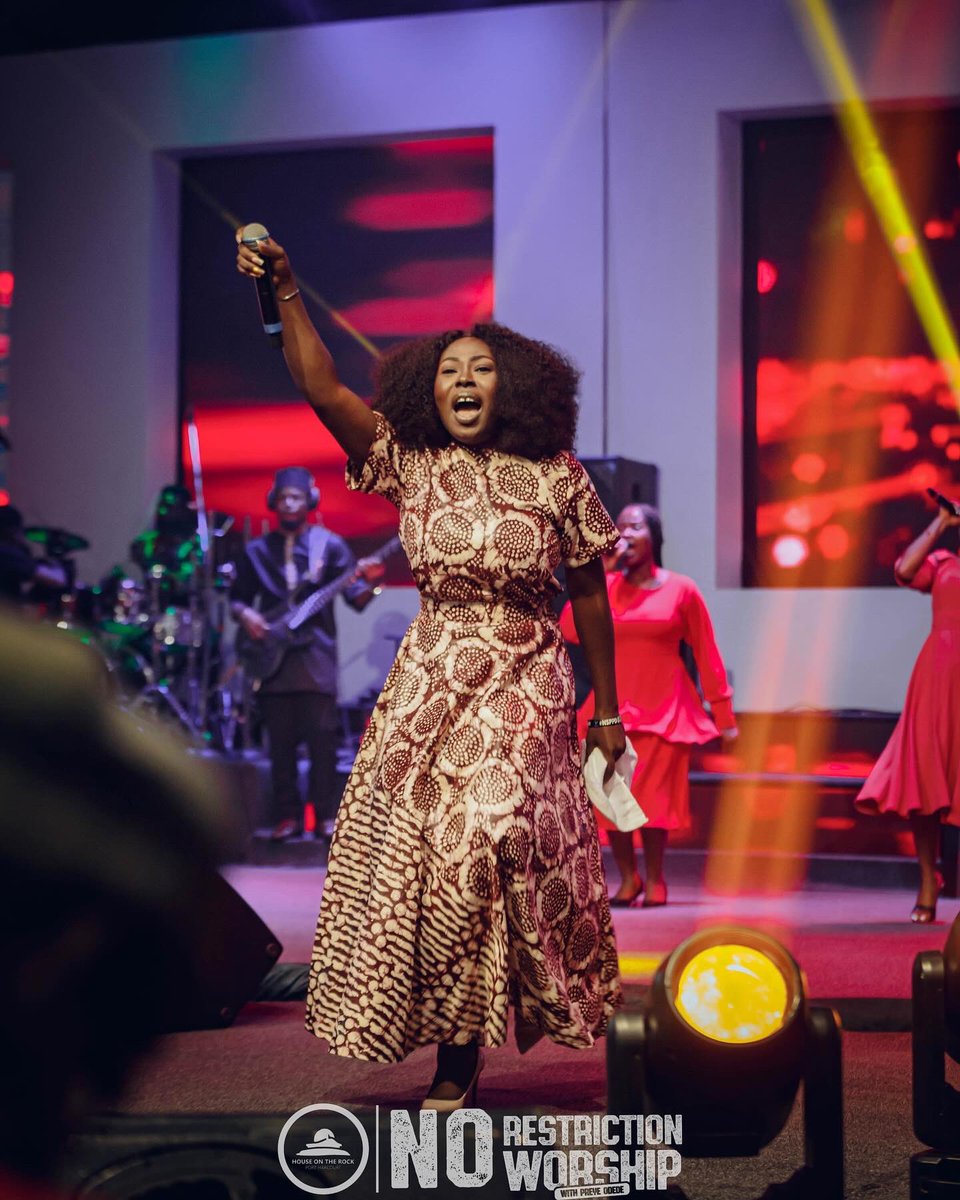 HOTRphc's tweet image. That moment with Minister Doris Francis at #NoRestrictionWorship with #PreyeOdede was incredible. 

Minister Doris has a special gift to lead people into deep worship and higher praise. It was a beautiful time of connection with God, and we cherish every moment of it.