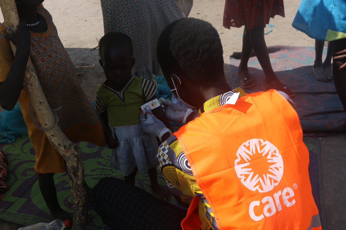 CareSouthSudan's tweet photo. Grateful for donors &amp; dedicated teams! 🙏 Our Twic East team braves waterways for vital medical services Twic east Islands 🇸🇸 . From immunizations to reproductive health. Thanks to ECHO, UNICEF, WFP for vital support! 🩺💉🙌#Curative #Preventive  #HealthForAll https://t.co/fm9QrGIUvB
