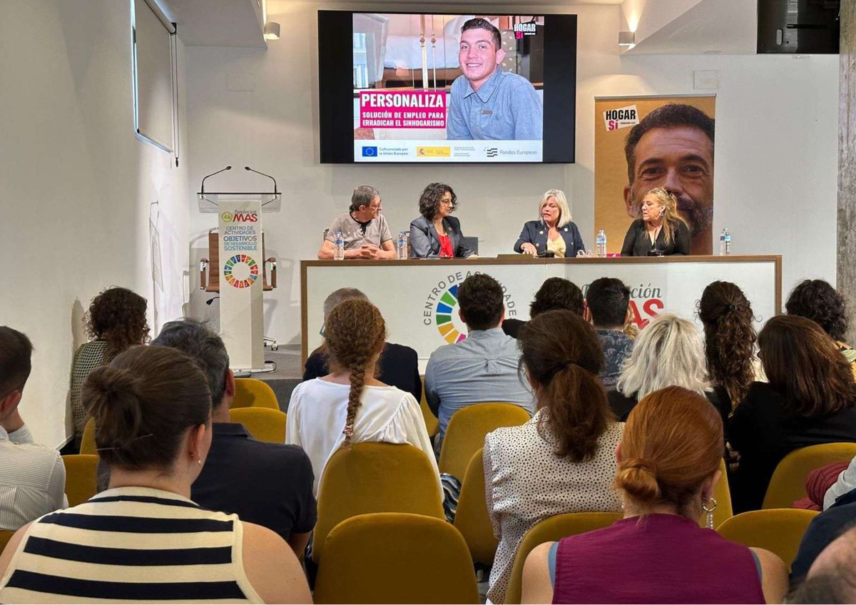 Esta mañana, hemos acogido en el #CentroODS la Jornada “Una decisión que cambia vidas”, promovida por <a href="/HogarSi/">HOGAR SÍ</a> y <a href="/ChequeGourmet/">Up Spain</a>.   

🙌 Desde #FundaciónMAS queremos agradecer a todos los participantes y colaboradores, destacando figuras como <a href="/AlvaroPimentelS/">Álvaro Pimentel Siles 🇪🇸</a> y Fina Martínez.
