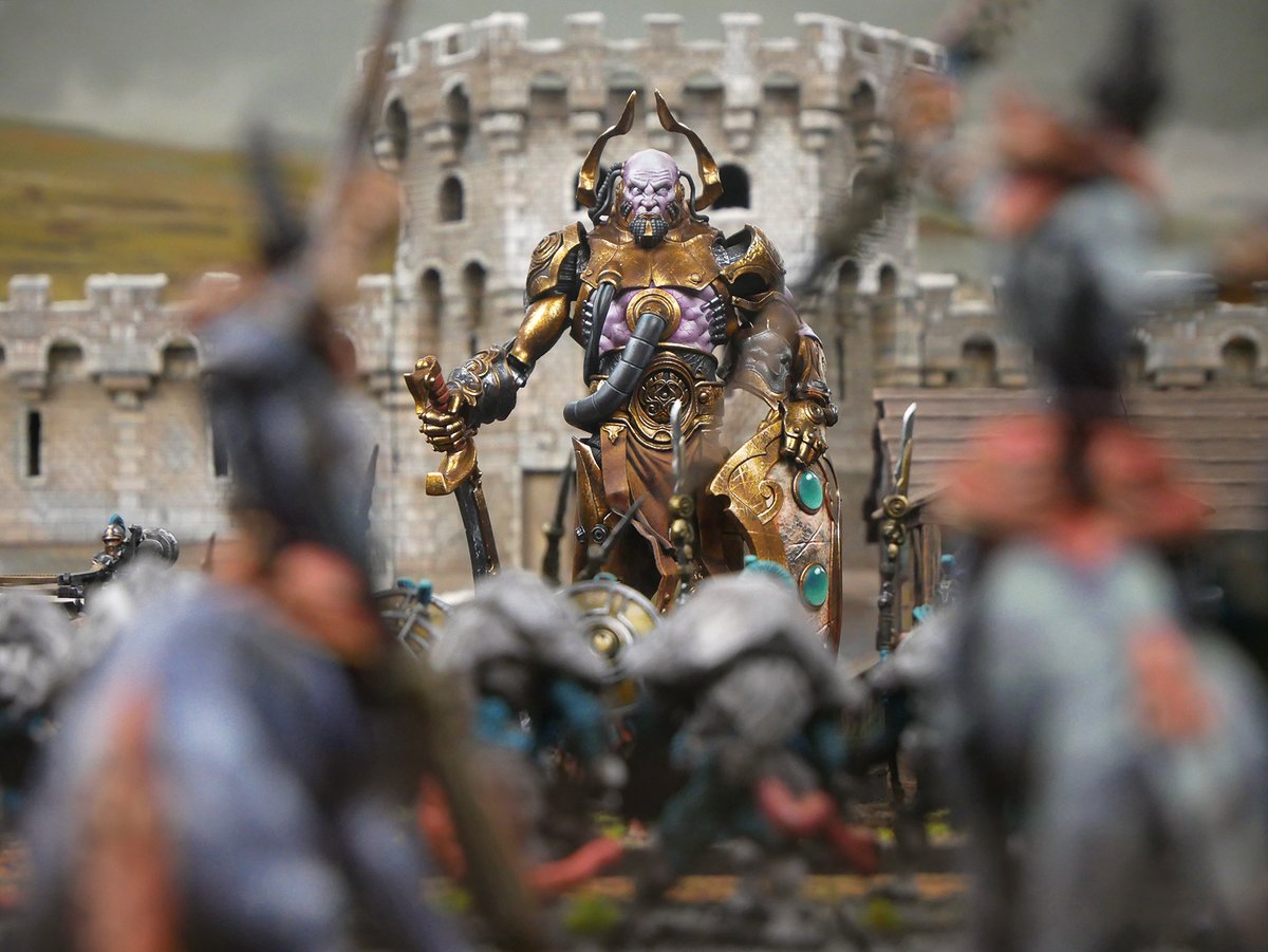 PBWargames's tweet photo. Tireless and almost impossible to kill, these giant warriors have served their City States as guardians for centuries...

#Conquest #ParaBellumGames #TeasingTuesday https://t.co/lVfuYy59ox