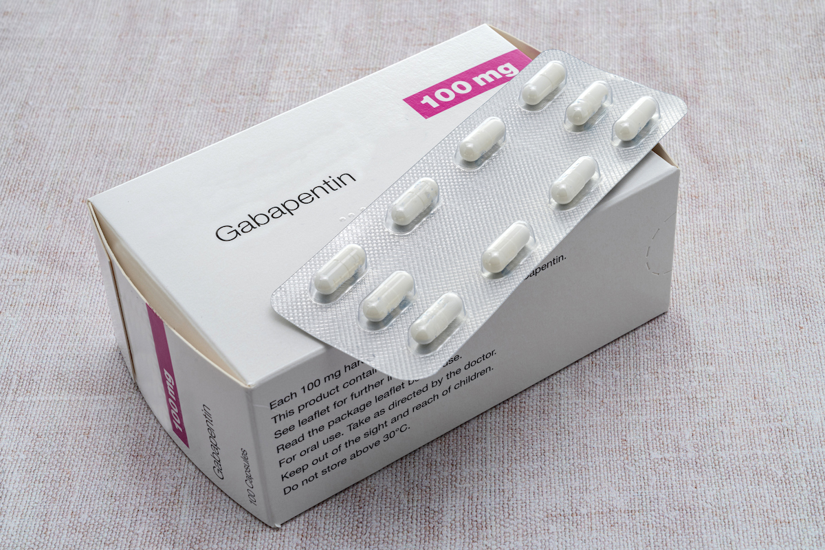 A new @PainMedJournal #study from YSM and VA Connecticut Healthcare Center finds gabapentin, a commonly prescribed #seizure #drug, may significantly increase patients’ risk of #hospitalization. #medtwitter brnw.ch/21wJLlK