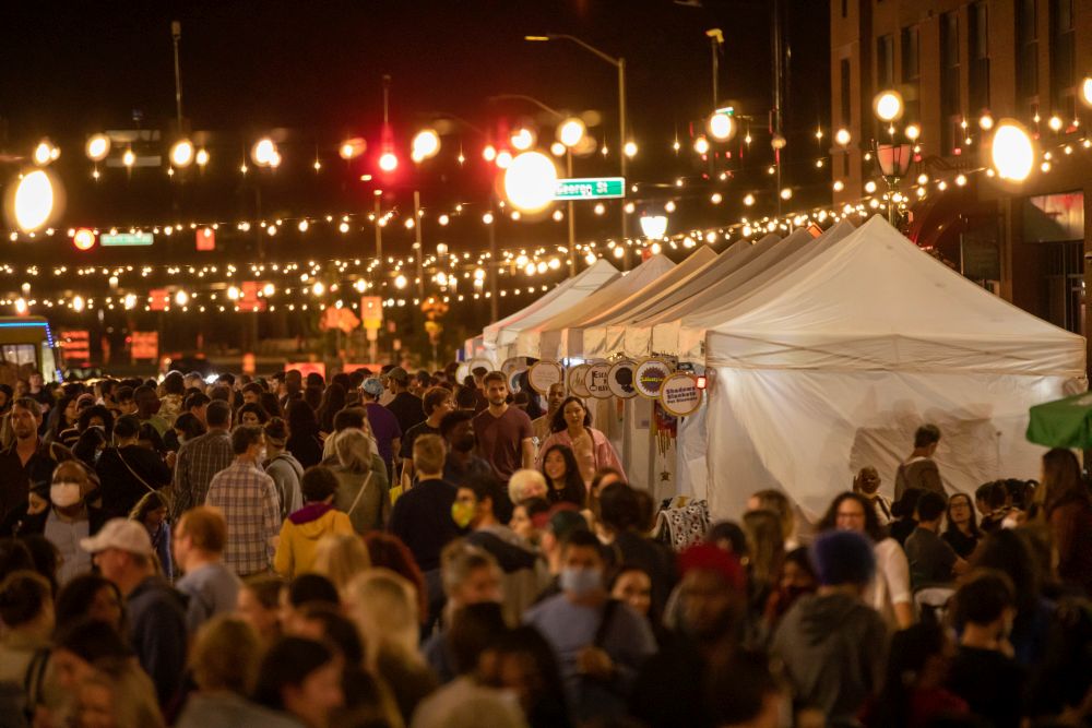 New Haven Night Market is back on May 17, 5-10pm, in Ninth Square downtown. This popular, free event is family and pet-friendly, offering tasty food, drinks, and unique items from select vendors. Enjoy a fun evening out! ow.ly/QgF550Ru7eN