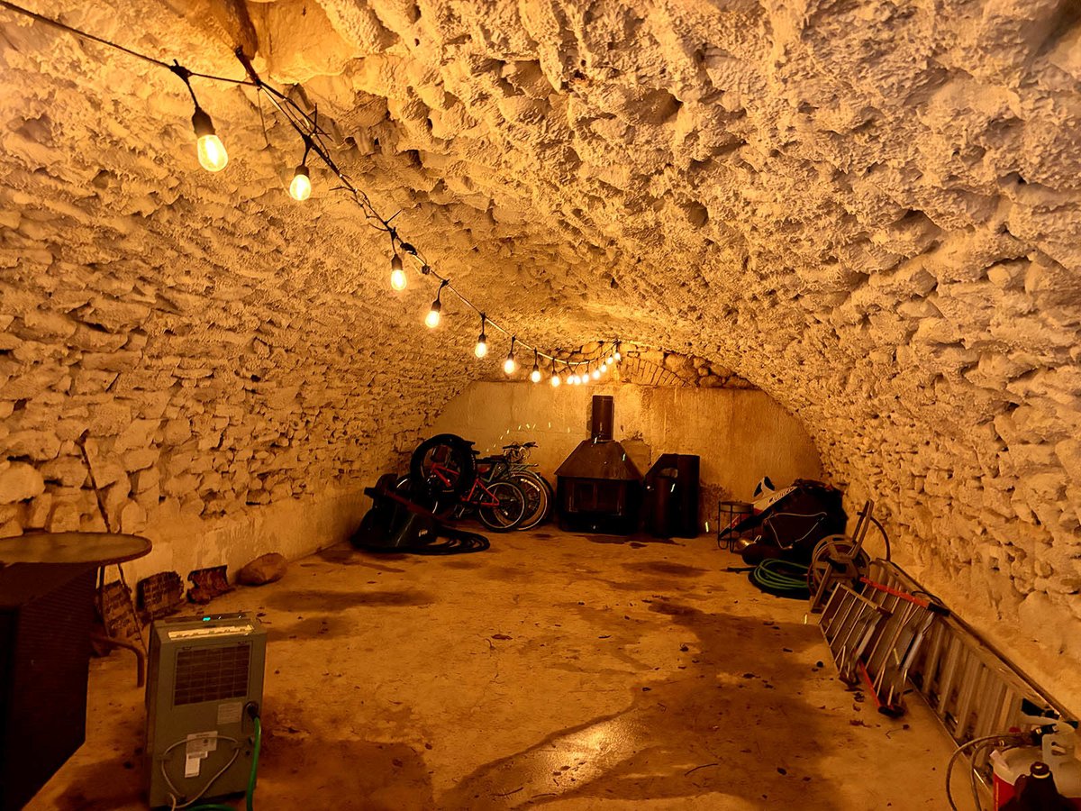 Urban spelunking: Bodendorfer farm brewery lagering cellar in Mequon dlvr.it/T6sbwL