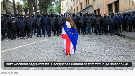 maxotte_says's tweet photo. Georgien hat gerade ein NGO-Gesetz nach amerikanischem, russischem und israelischem Vorbild beschlossen: ausländische NGOs müssen sich registrieren lassen und die Mittelherkunft nachweisen.
BILD ist außer sich vor Wut, titelt mit „Russland-Gesetz“, fantasiert von großen Mehrheiten und Protesten dagegen.
PS: Auch in Deutschland wäre ein solches Gesetz längst überfällig. Dann gäbe es keine Karrieren wie die von Friedrich Blackrock Merz.
PPS: Georgien hat 25.000 NGOs, 1 pro 148 Bürger. (Dank an @ZentraleV).