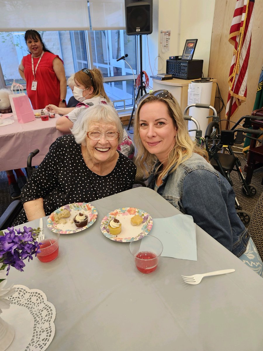 The Ladies of Elks and Elks Lodge 1181, Bremerton, celebrated the Ladies at Washington Veterans Home.  

The ladies were honored to celebrate Mother’s Day. Many residents invited their daughters, sisters, or granddaughters to celebrate with them.